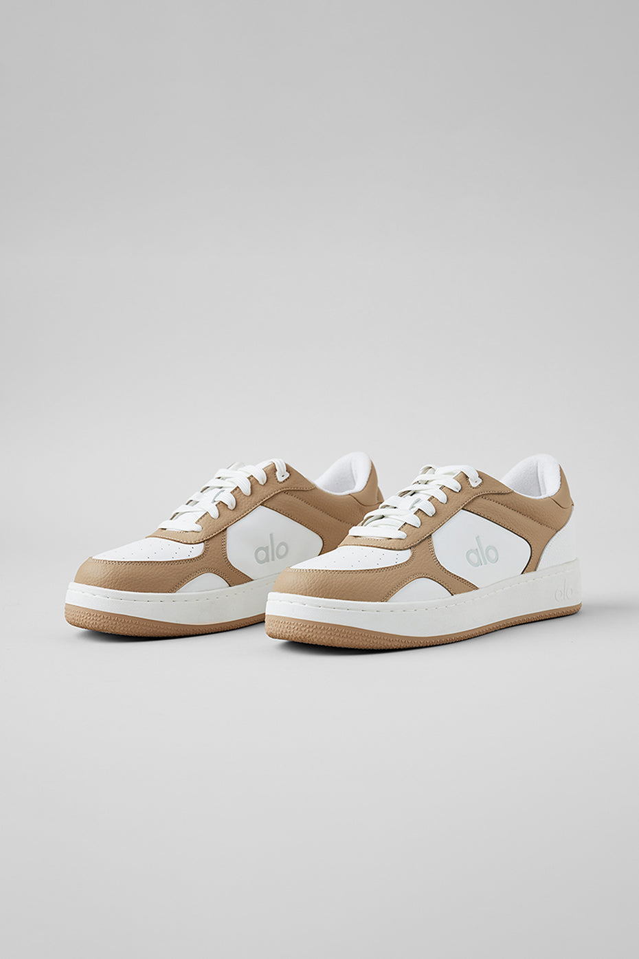 alo ALO Recovery Mode Sneaker - Gravel/White