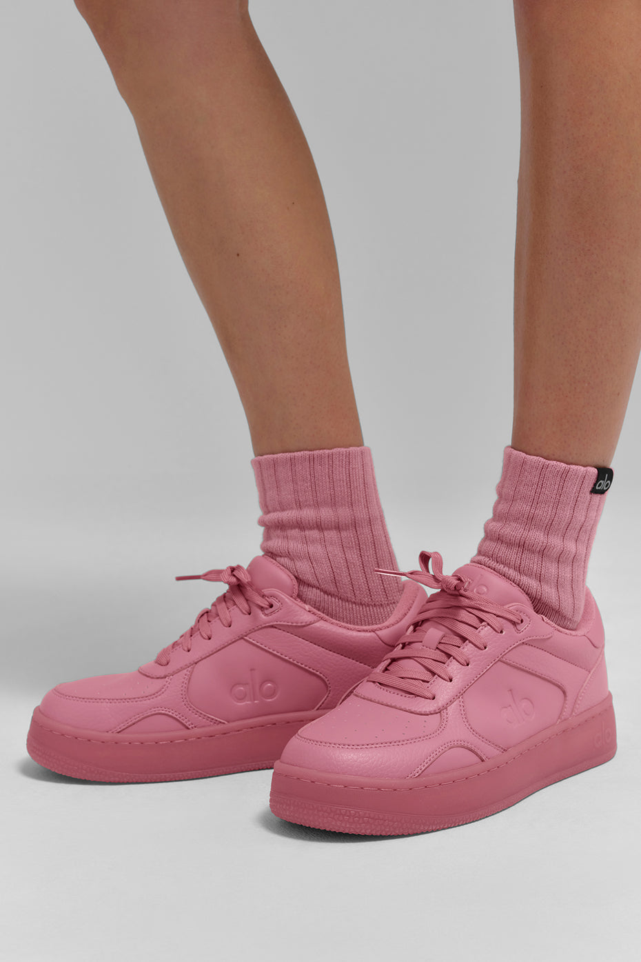 alo ALO Recovery Mode Sneaker - Pink Wild Rose