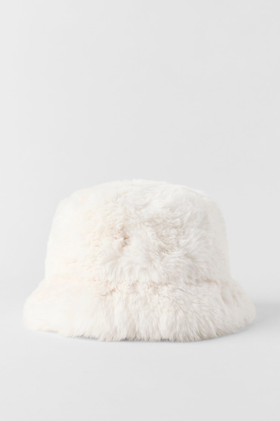 alo Faux Fur Starstruck Bucket Hat - Ivory