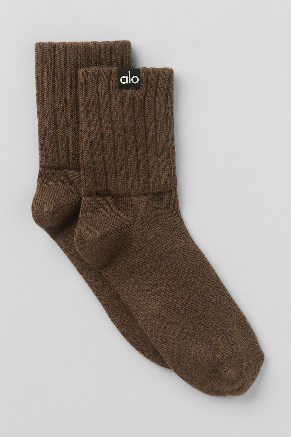 alo Unisex Half-Crew Scrunch Sock - Espresso