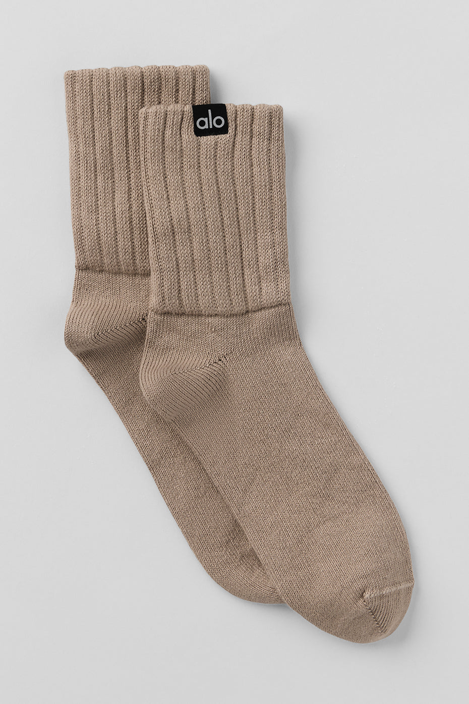 alo Unisex Half-Crew Scrunch Sock - Gravel