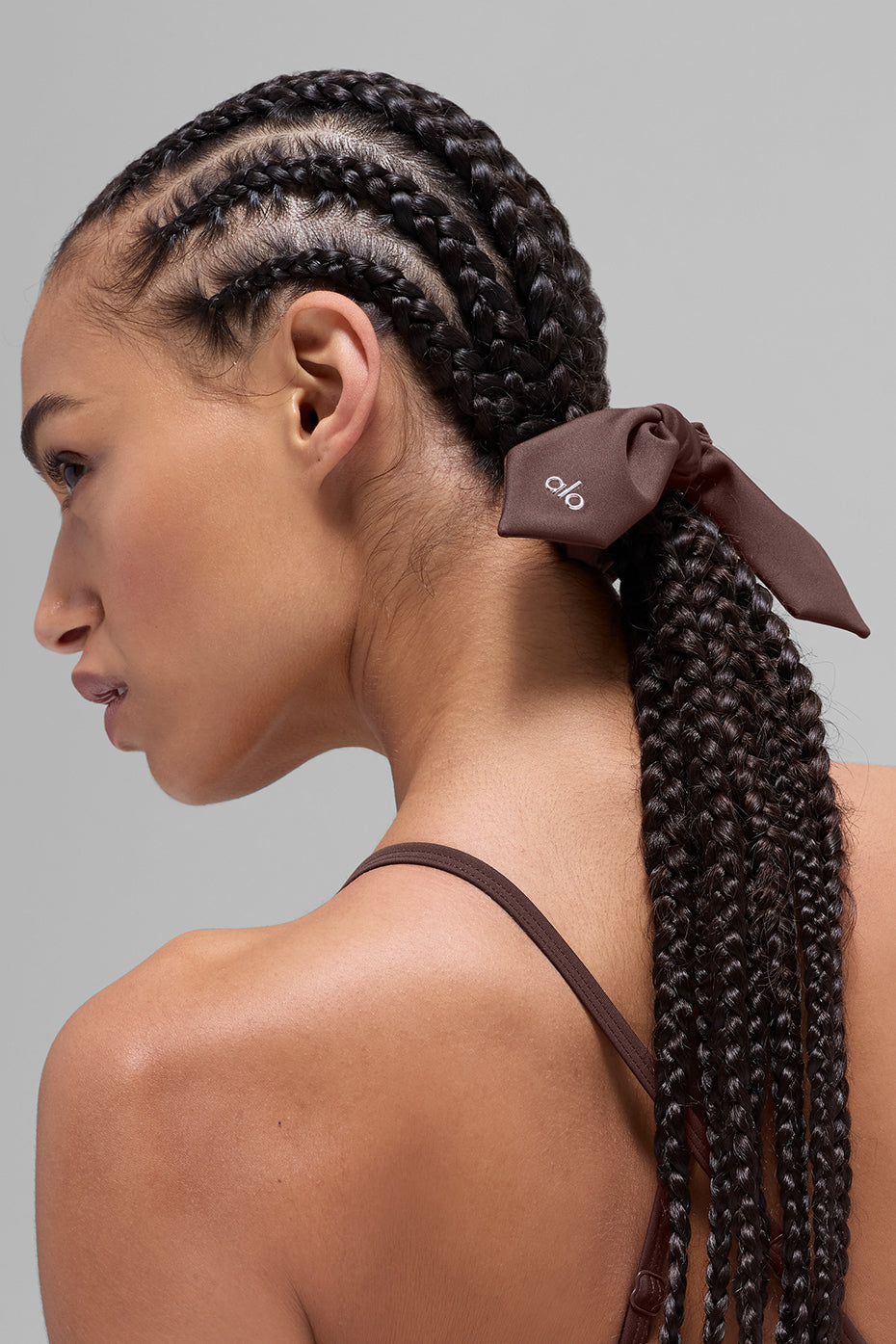alo Airlift Rhythm Scrunchie - Brownstone