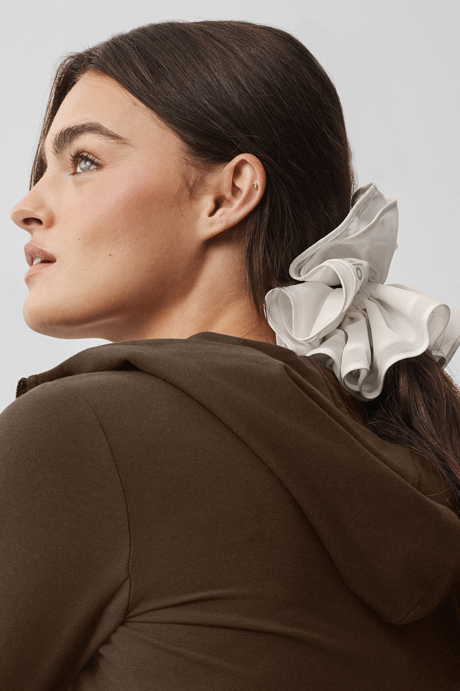 alo Mesh Sweet Nothing Oversize Scrunchie - Ivory