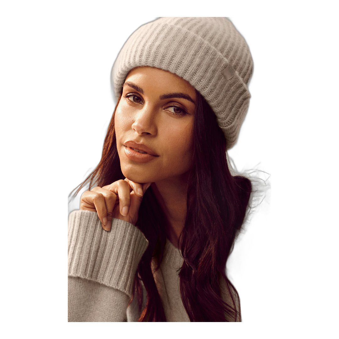 alo Courchevel Cashmere Beanie - Oat Heather