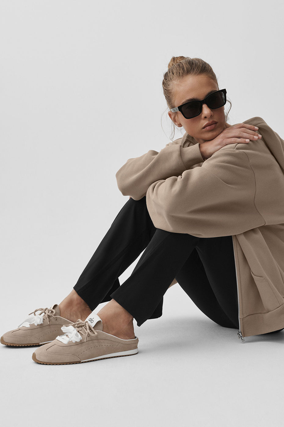 alo ALO Sunset Sneaker Mule - Gravel