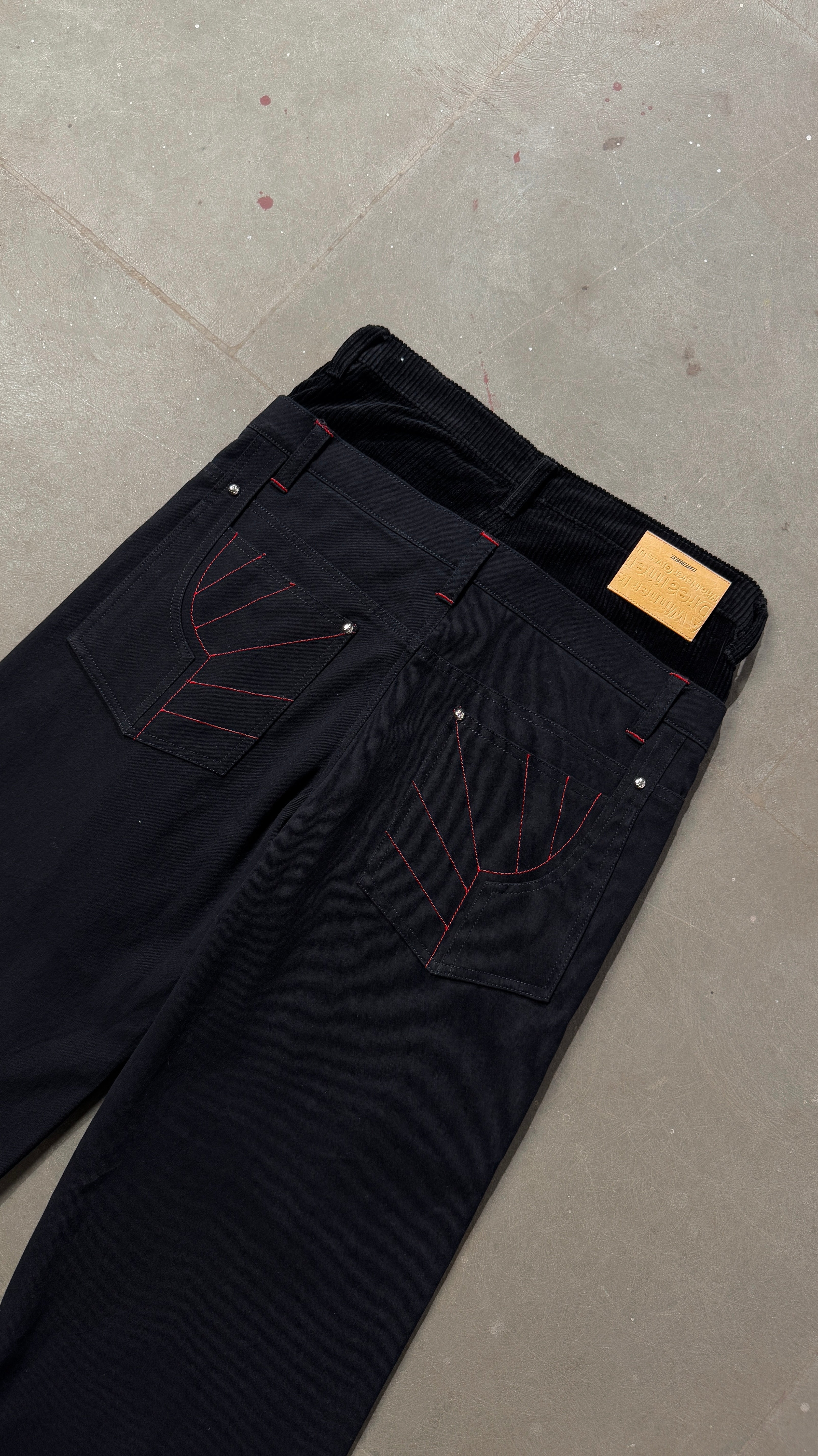 Sagging Jeans-Black - MTM