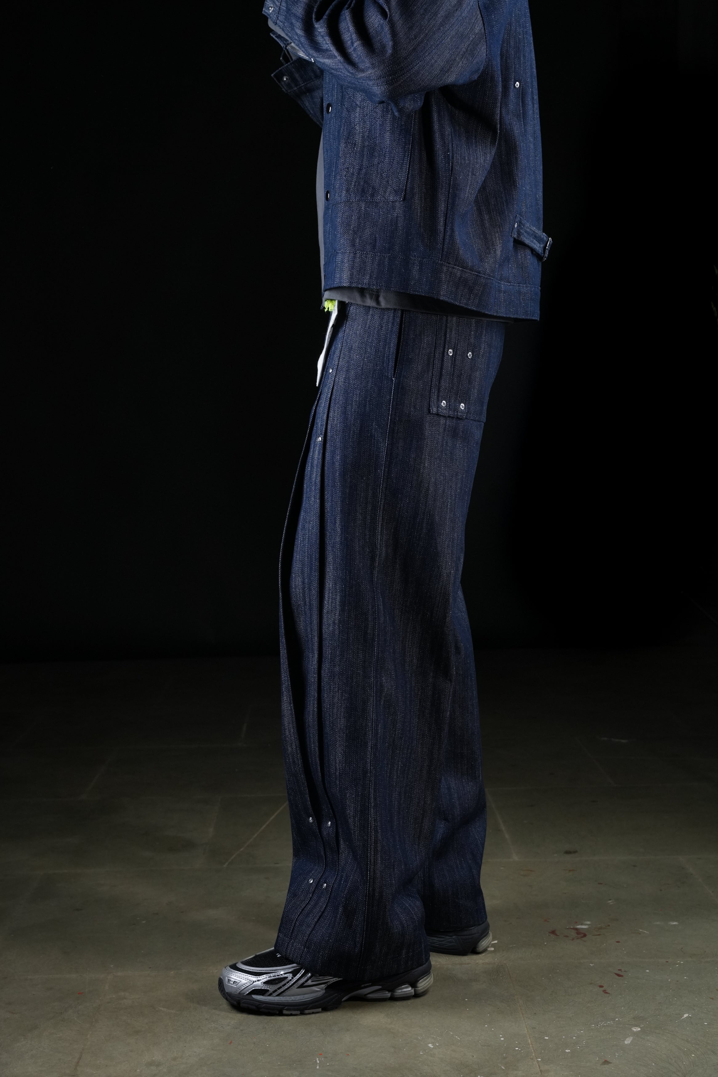 Pleated Slub Jeans- Indigo - MTM