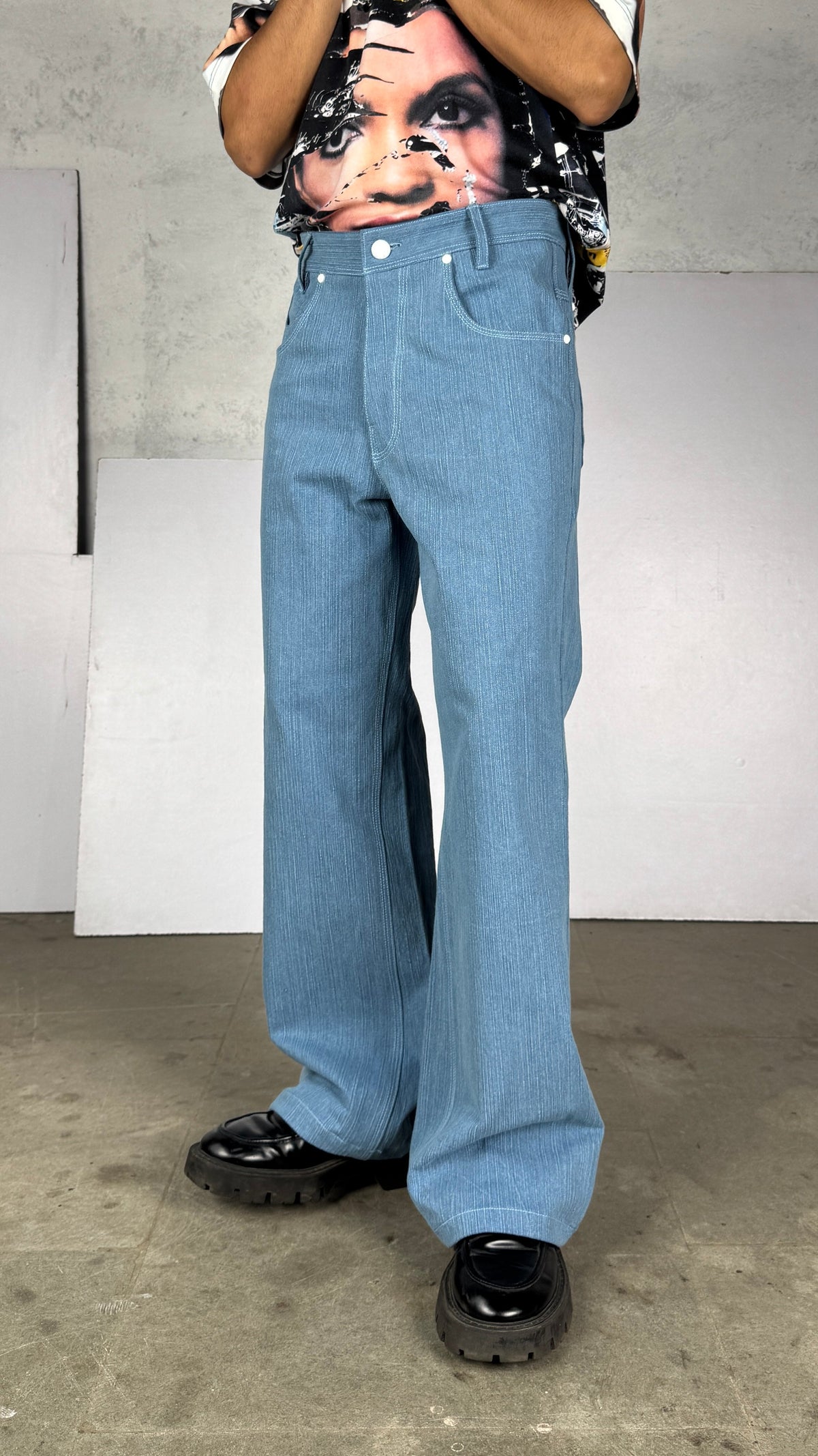 Raw Mid sky jeans masti flared pharrel - RTW