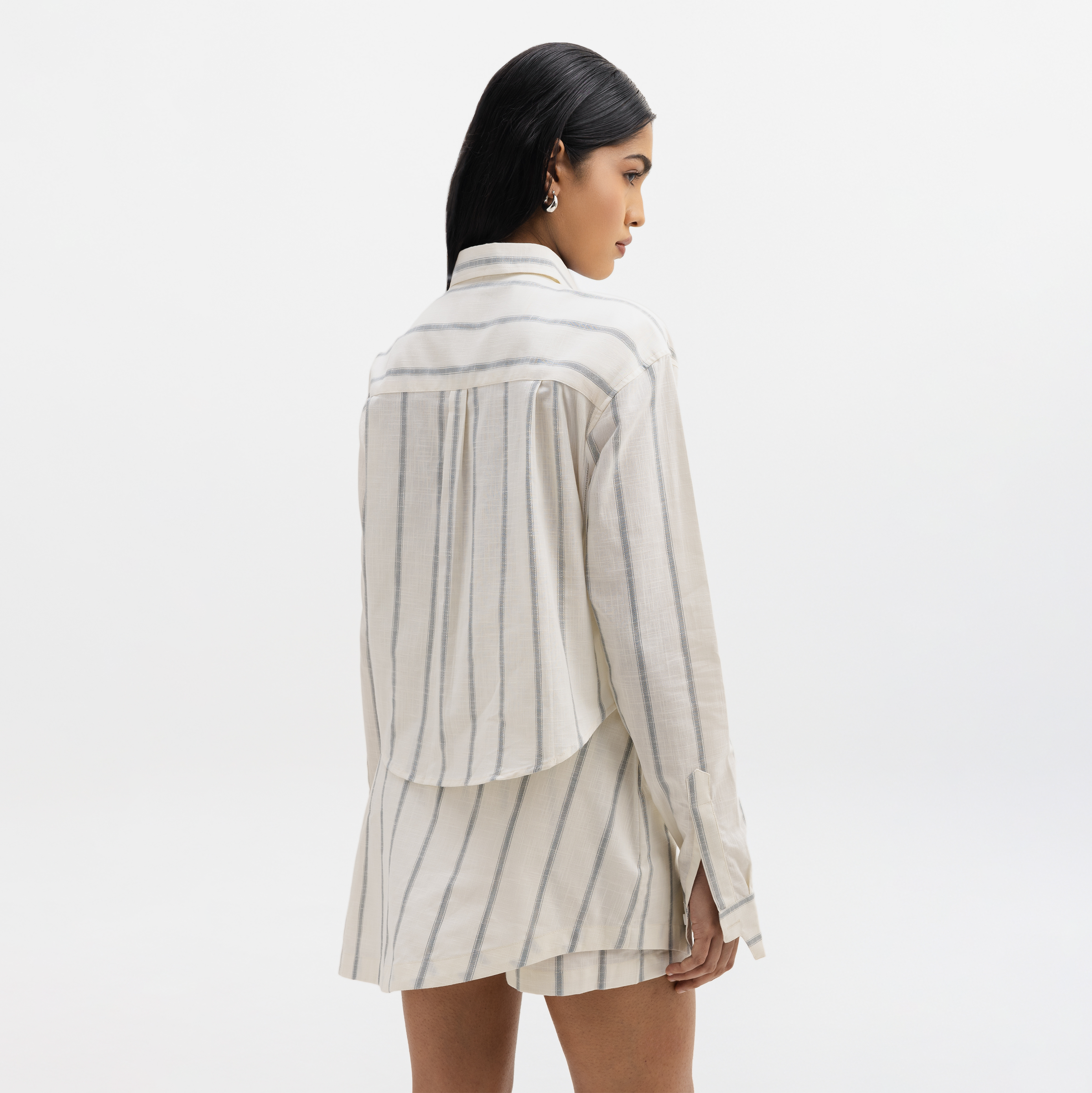 ASYMMETRICAL BUTTON DOWN SHIRT - BLUE