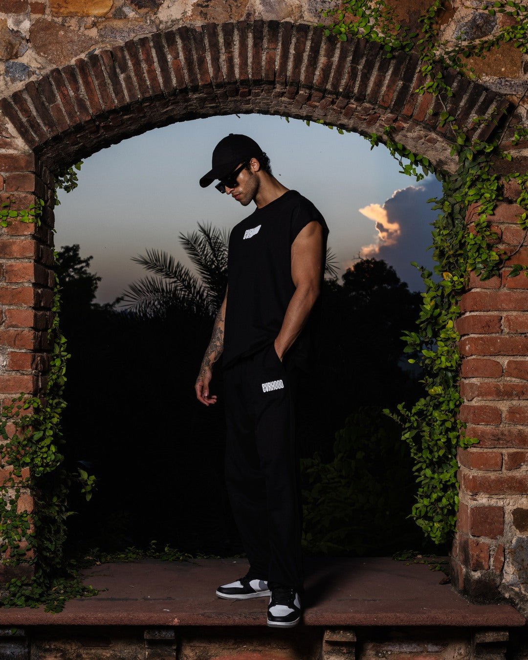 Black Sandos Set