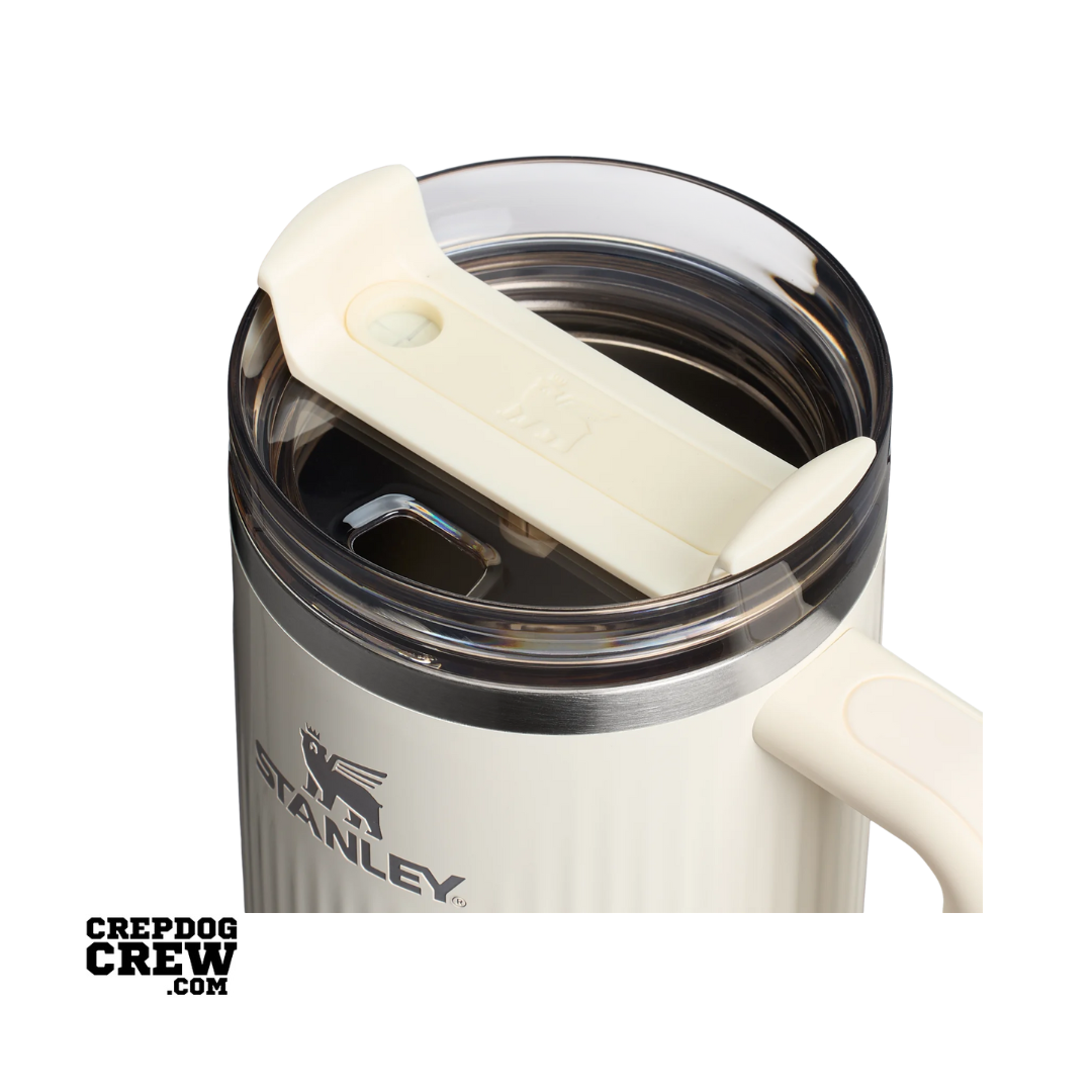 STANLEY TUMBLER Mug FlowState Fluted Cream Gloss 40 Oz