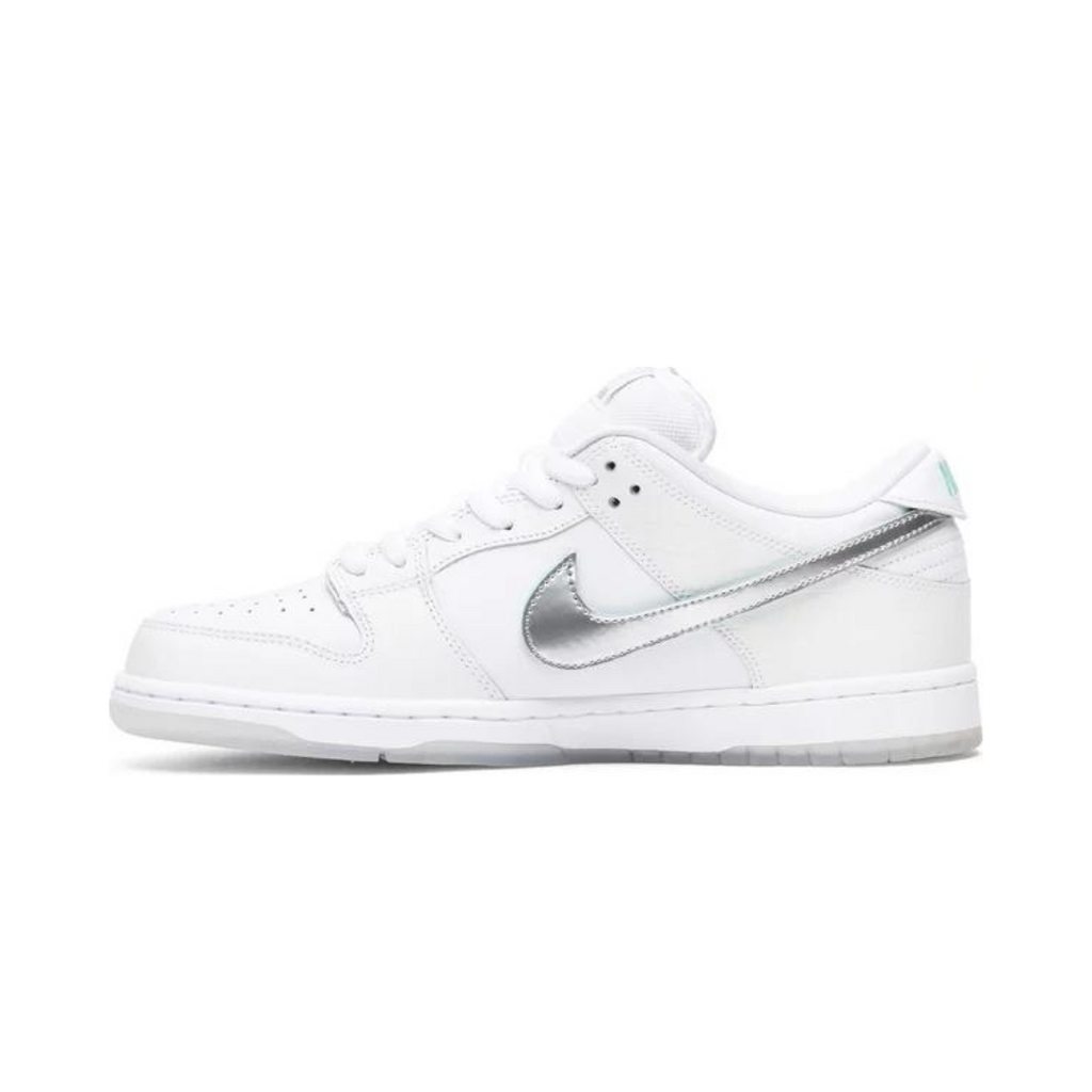 Nike SB Dunk Low Diamond Supply Co. White Diamond