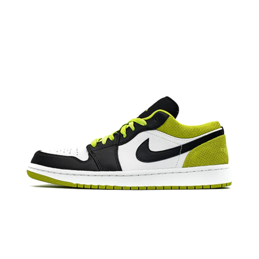 black cyber jordan 1