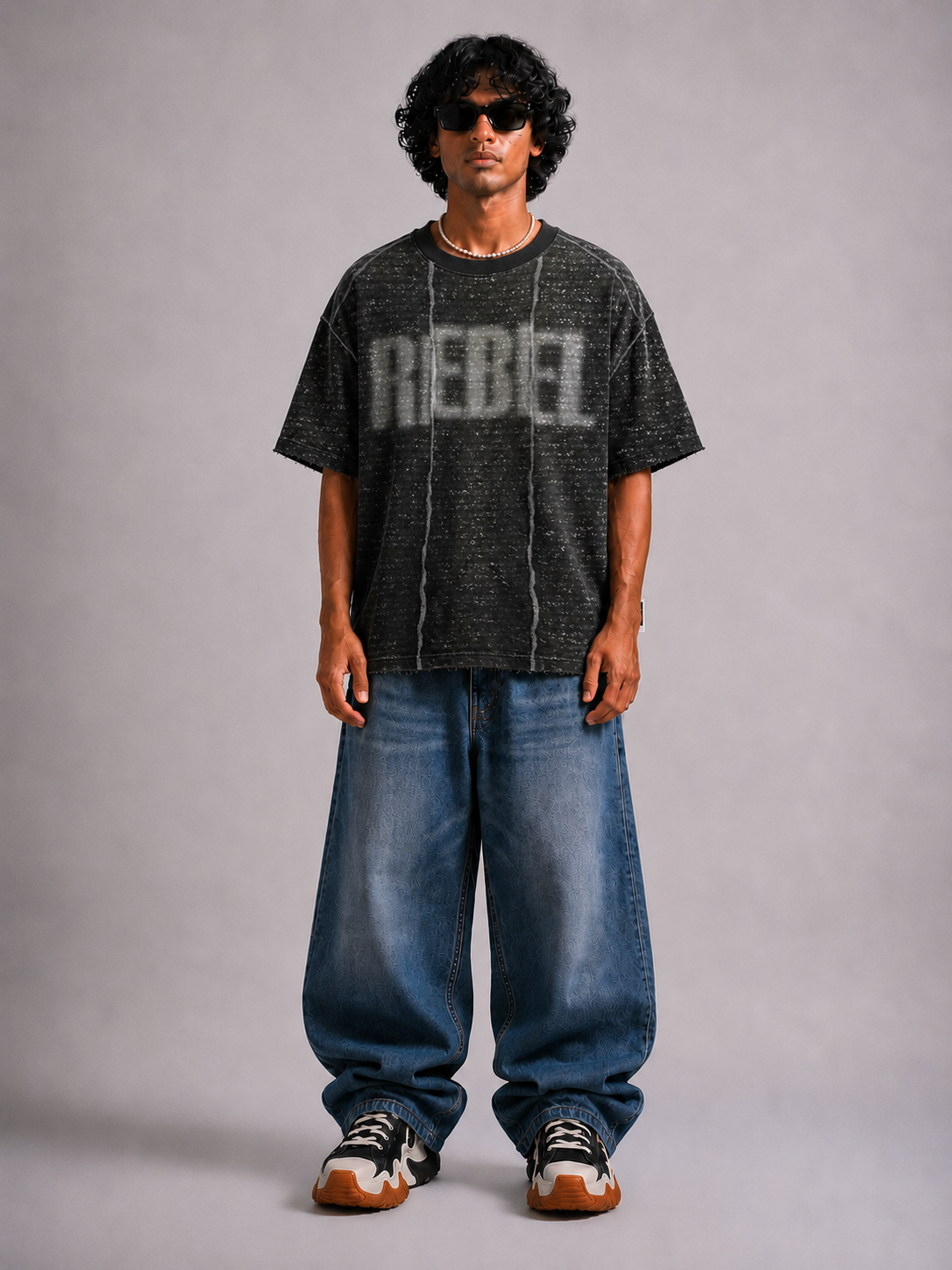 Rebel - Oversized T-shirt (Charcoal)