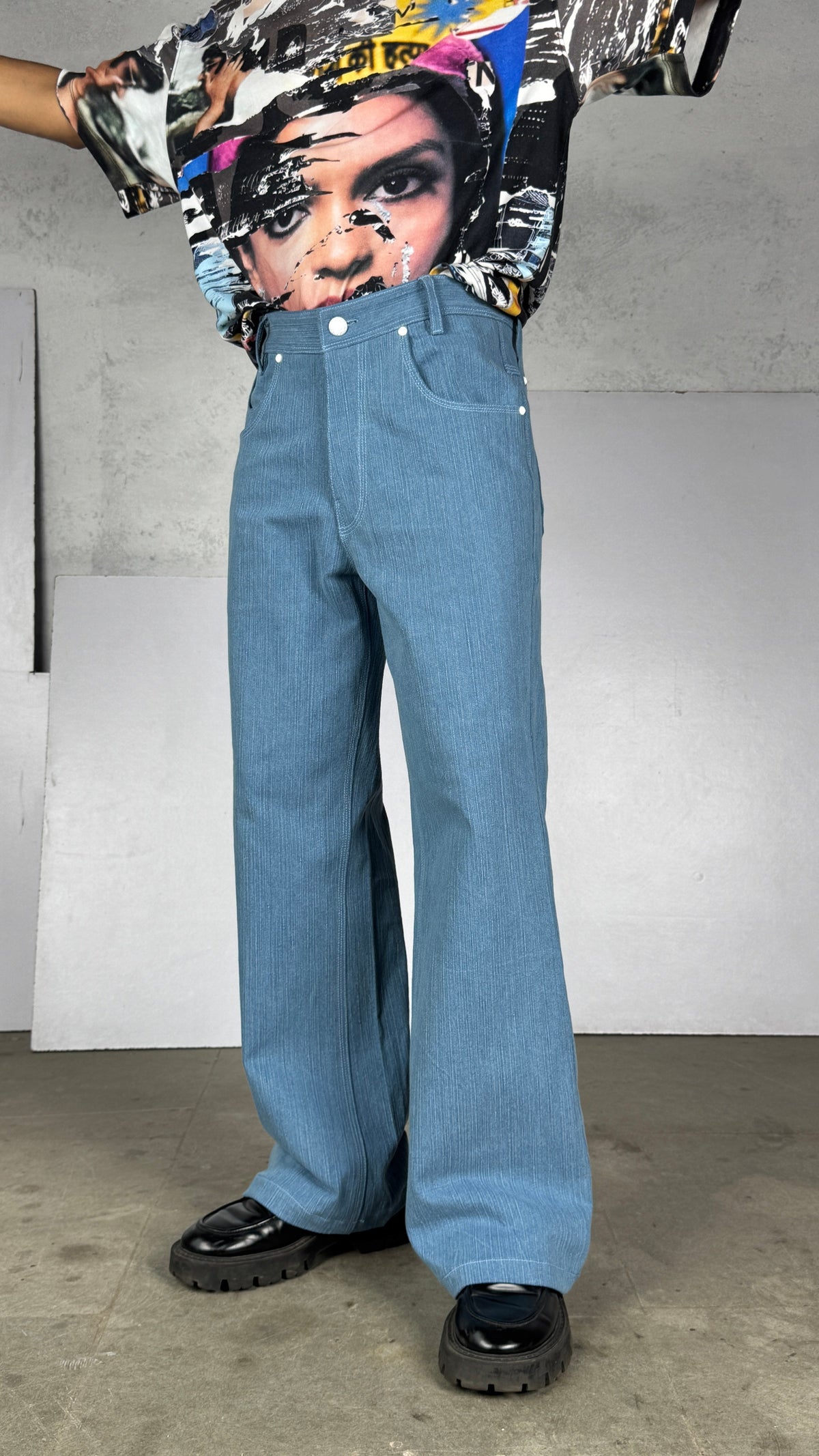Raw Mid sky jeans masti flared pharrel - RTW
