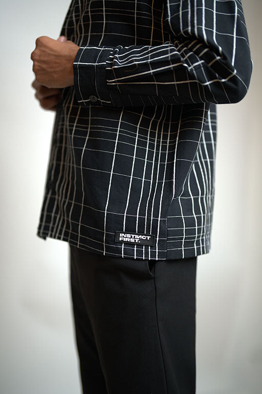 Distorted Shirt - (Black)