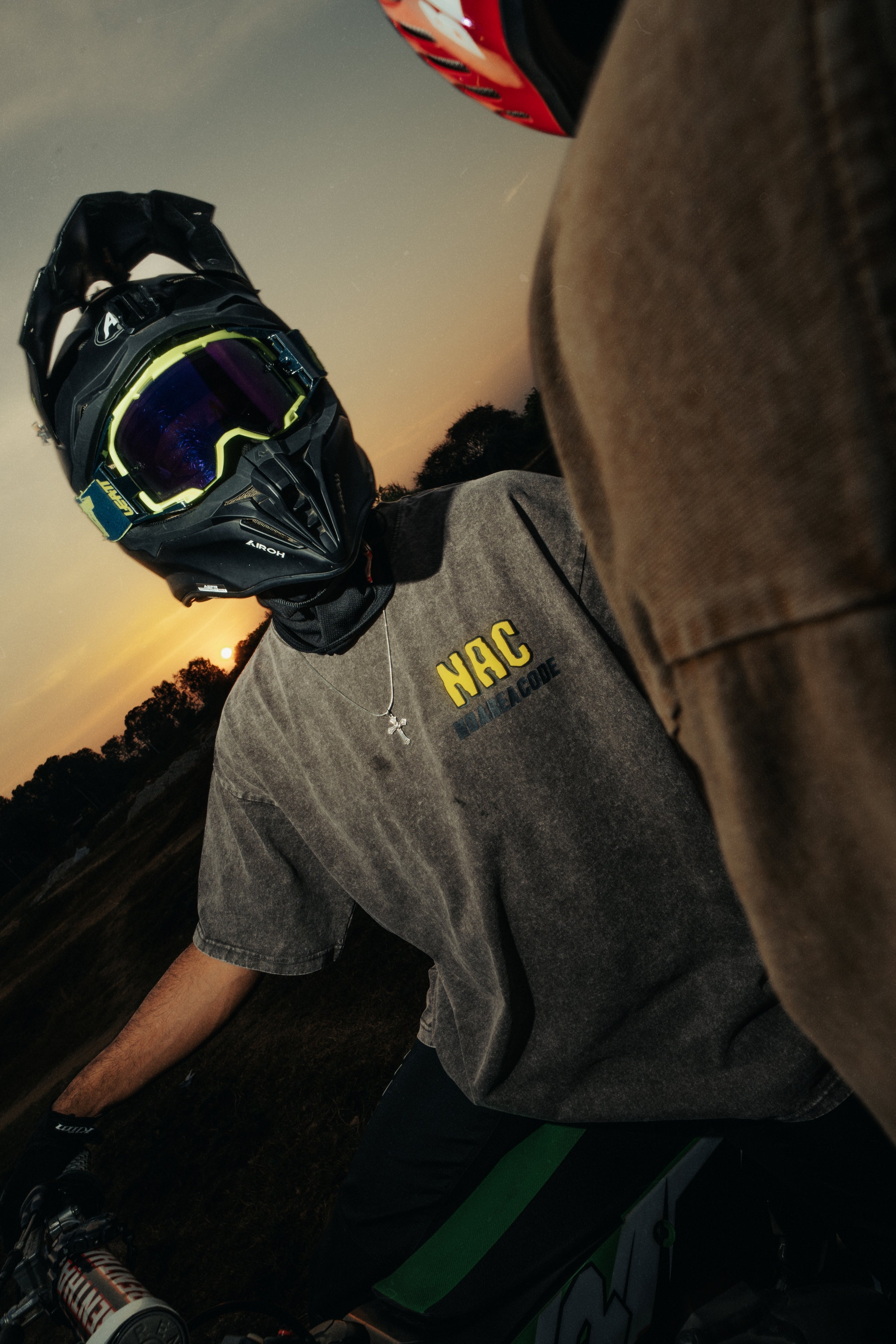 ASPHALT STUDIO TEE - CHARCOAL