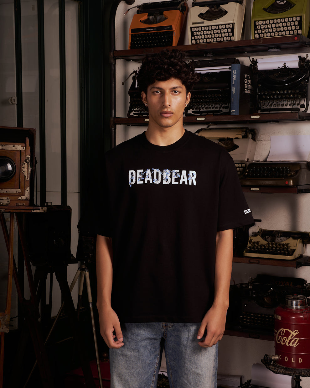 Confessions Tee Black