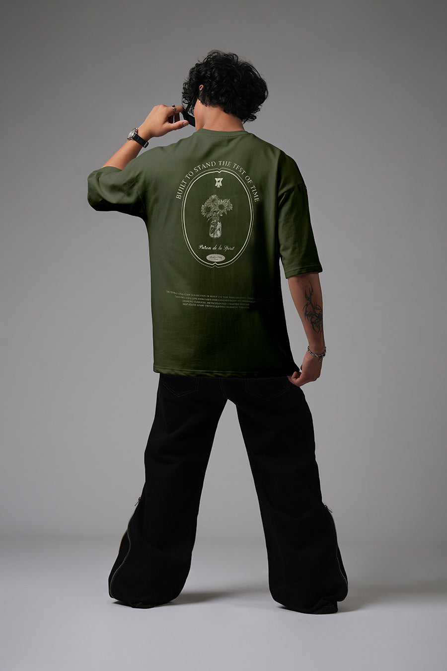 MEMBERS ONLY CLUB - HEIRLOOM OLIVE GREEN