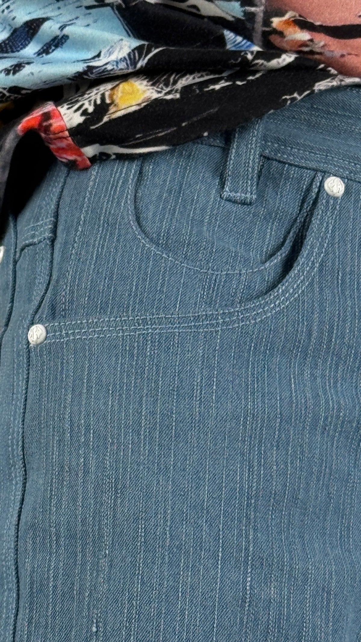 Raw Mid sky jeans masti flared pharrel - RTW
