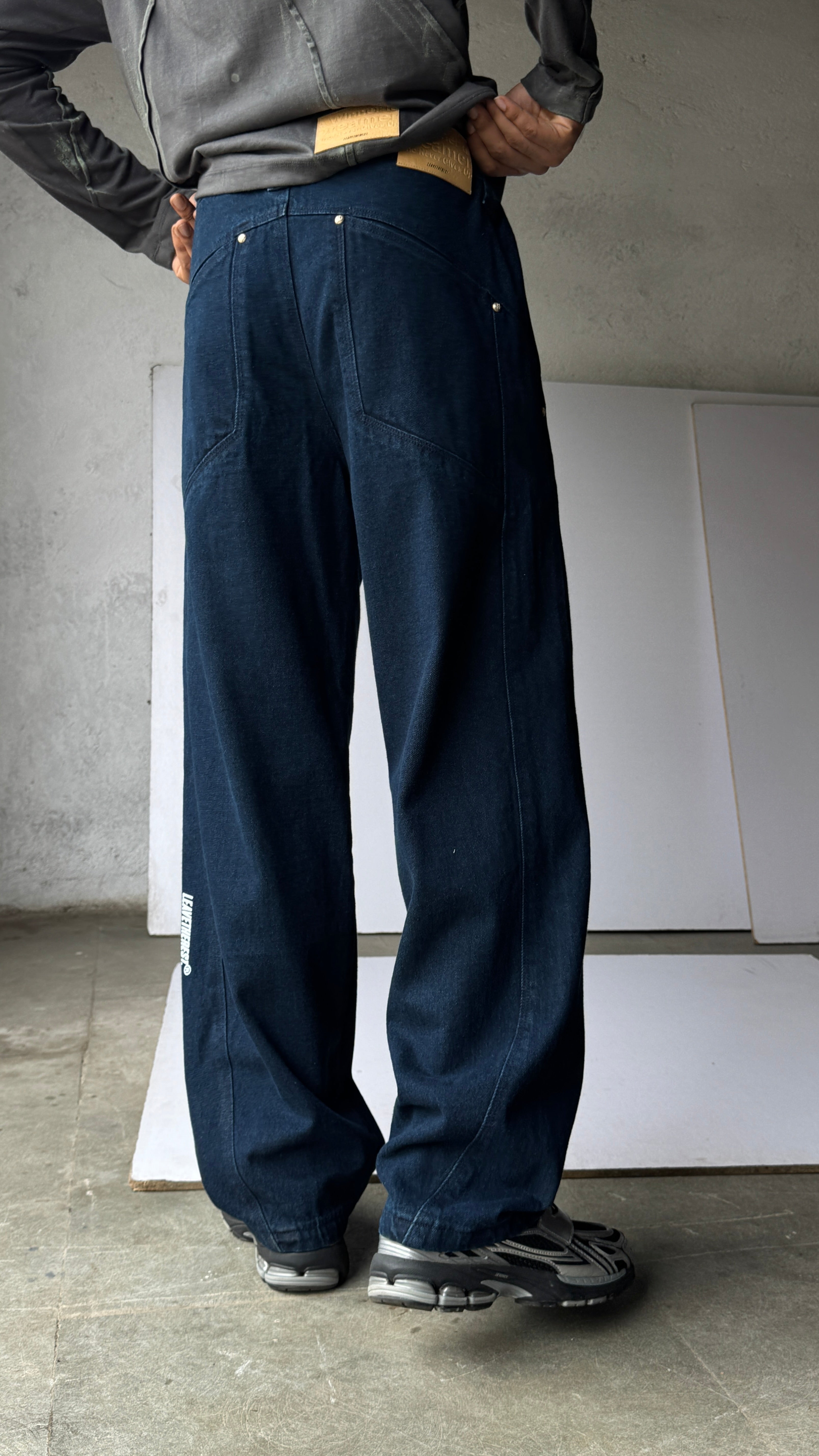 B4 Curved-Indigo - RTW