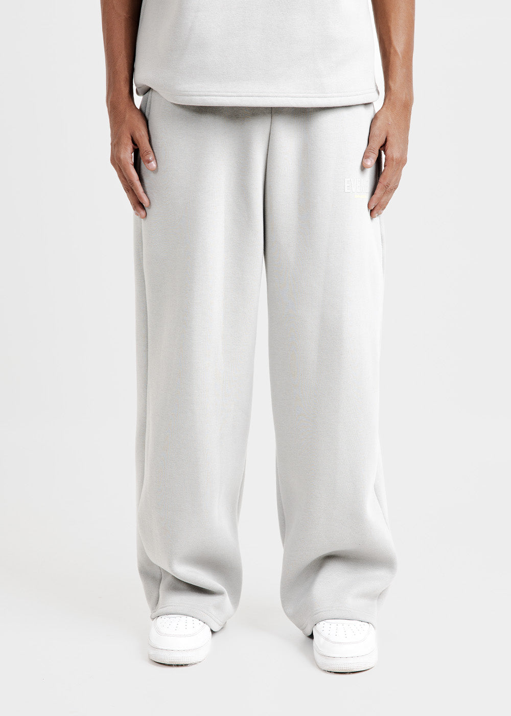 genesis wide leg sweatpants