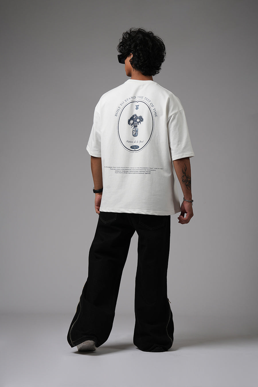 MEMBERS ONLY CLUB - HEIRLOOM OFF WHITE