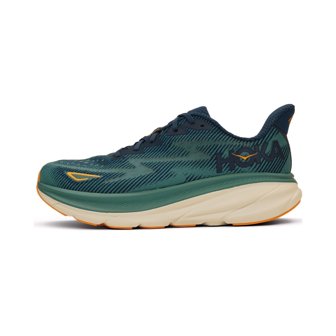 Hoka One One Clifton 9 outlets NEW