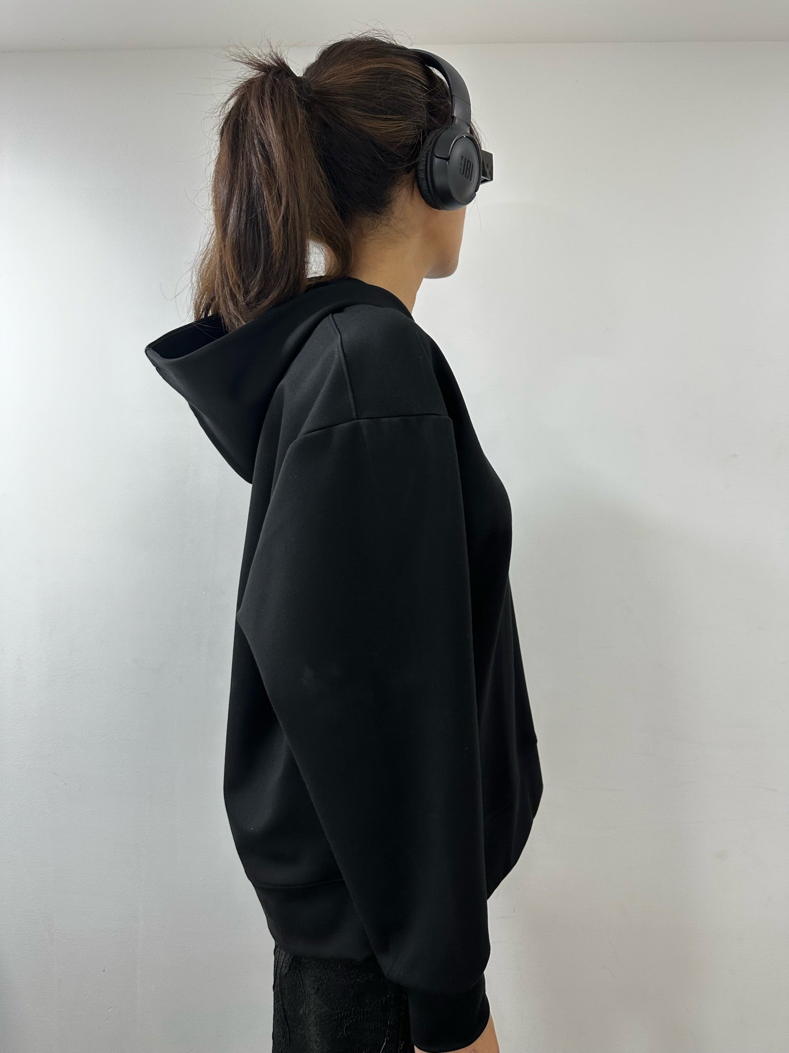 WT BOX - FIT HOODIE