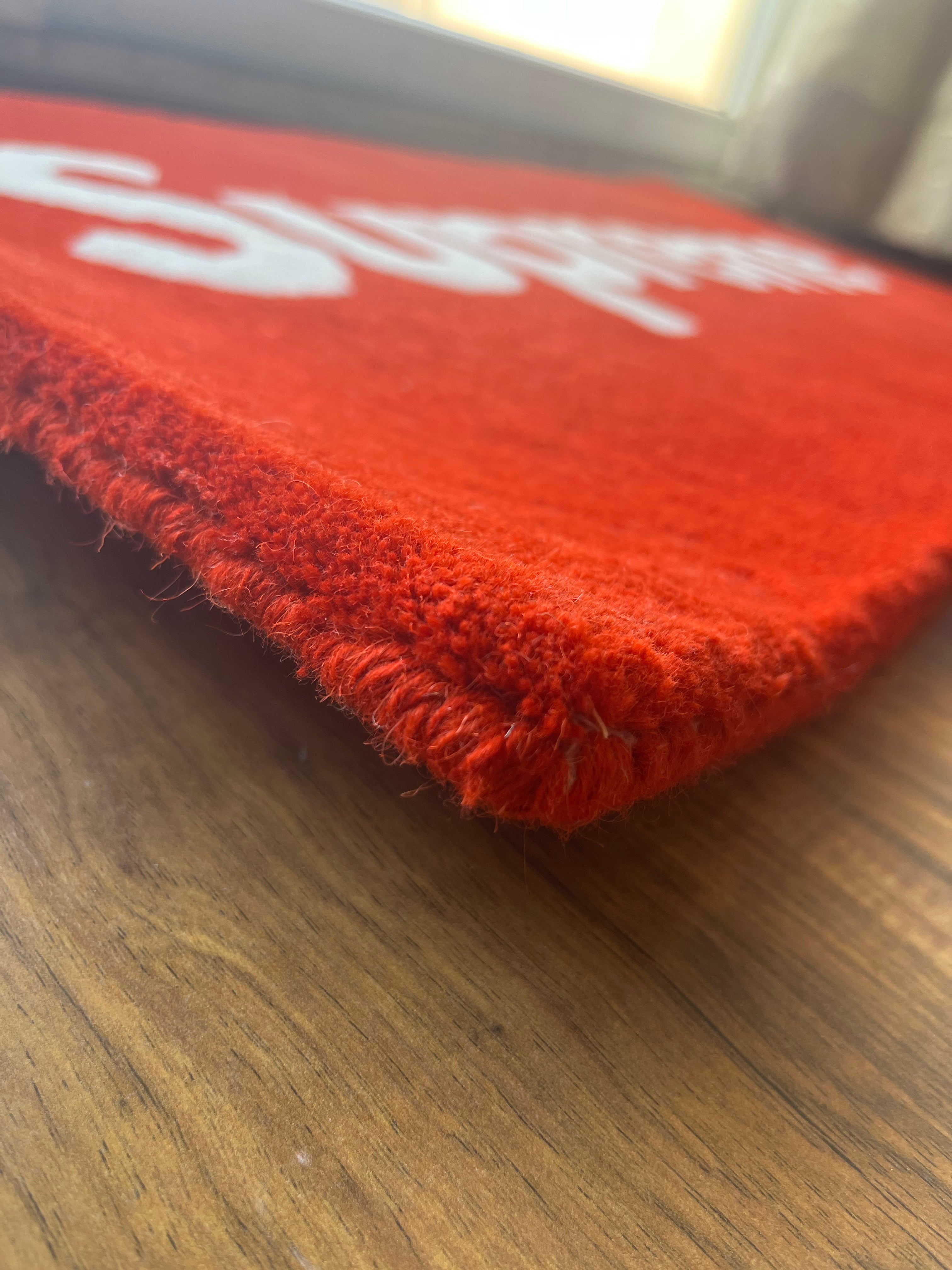 Sup logo Custom Rug