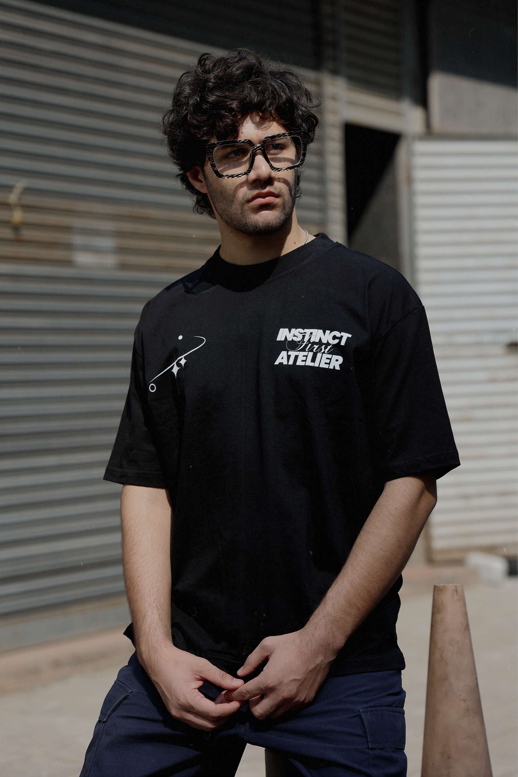 Atelier Oversized T-shirt- (Black)