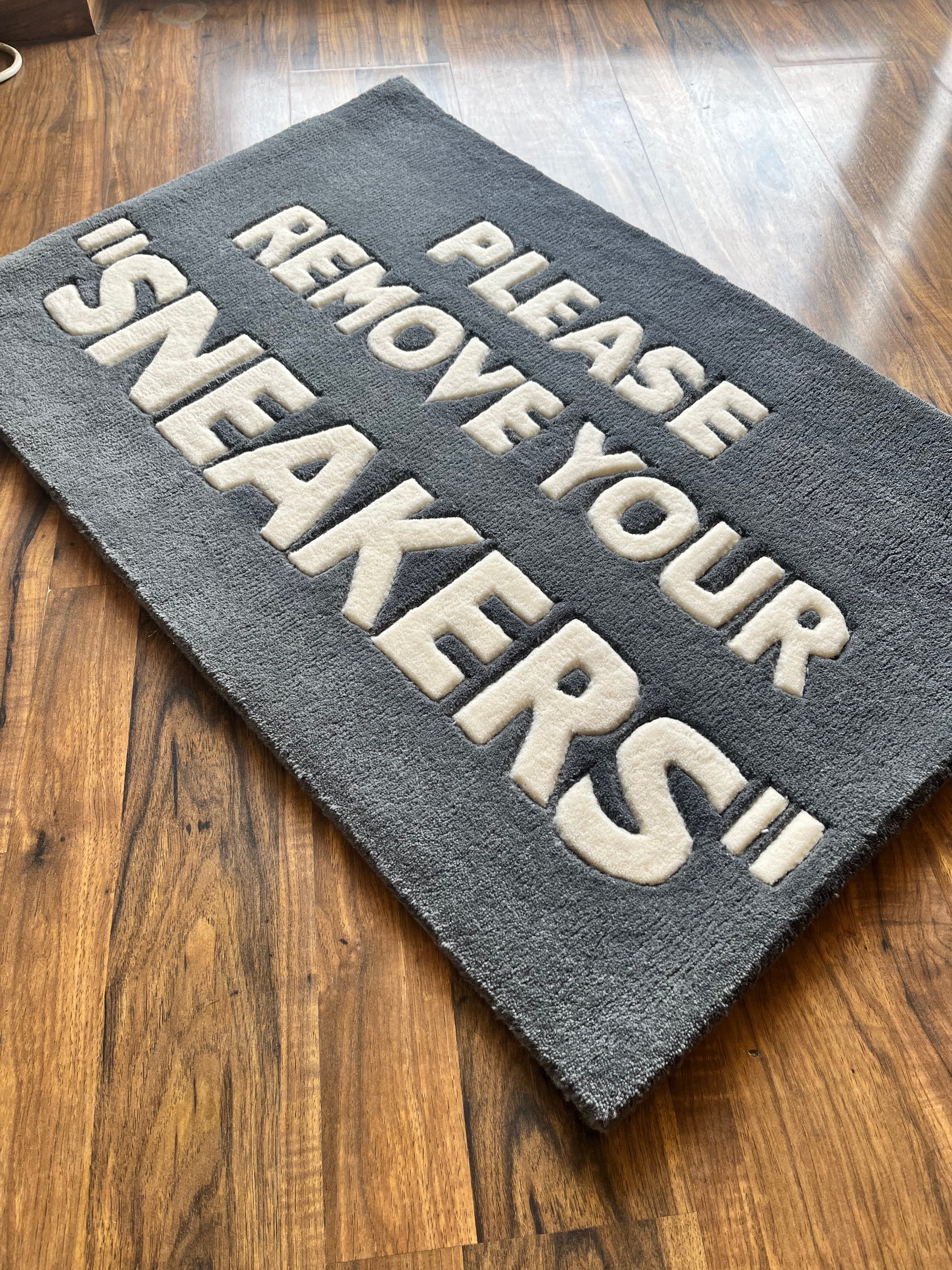 Remove your Sneakers Custom Rug