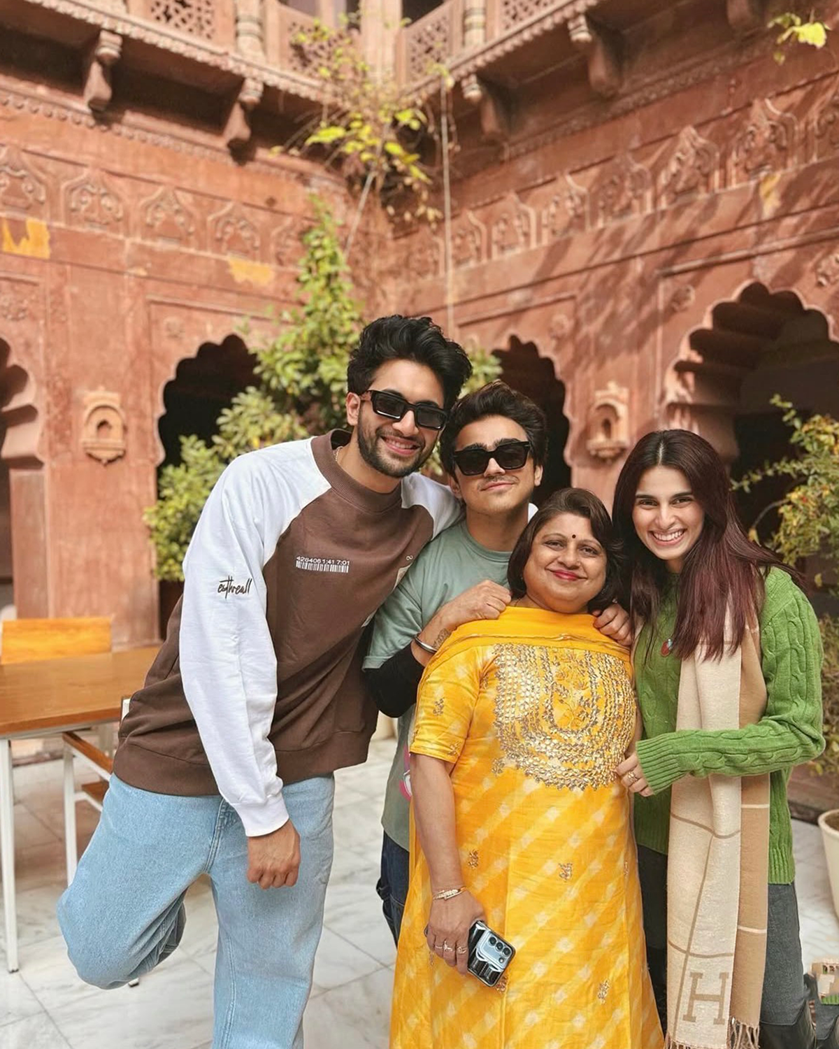 Eternal24 | Box Sweatshirt