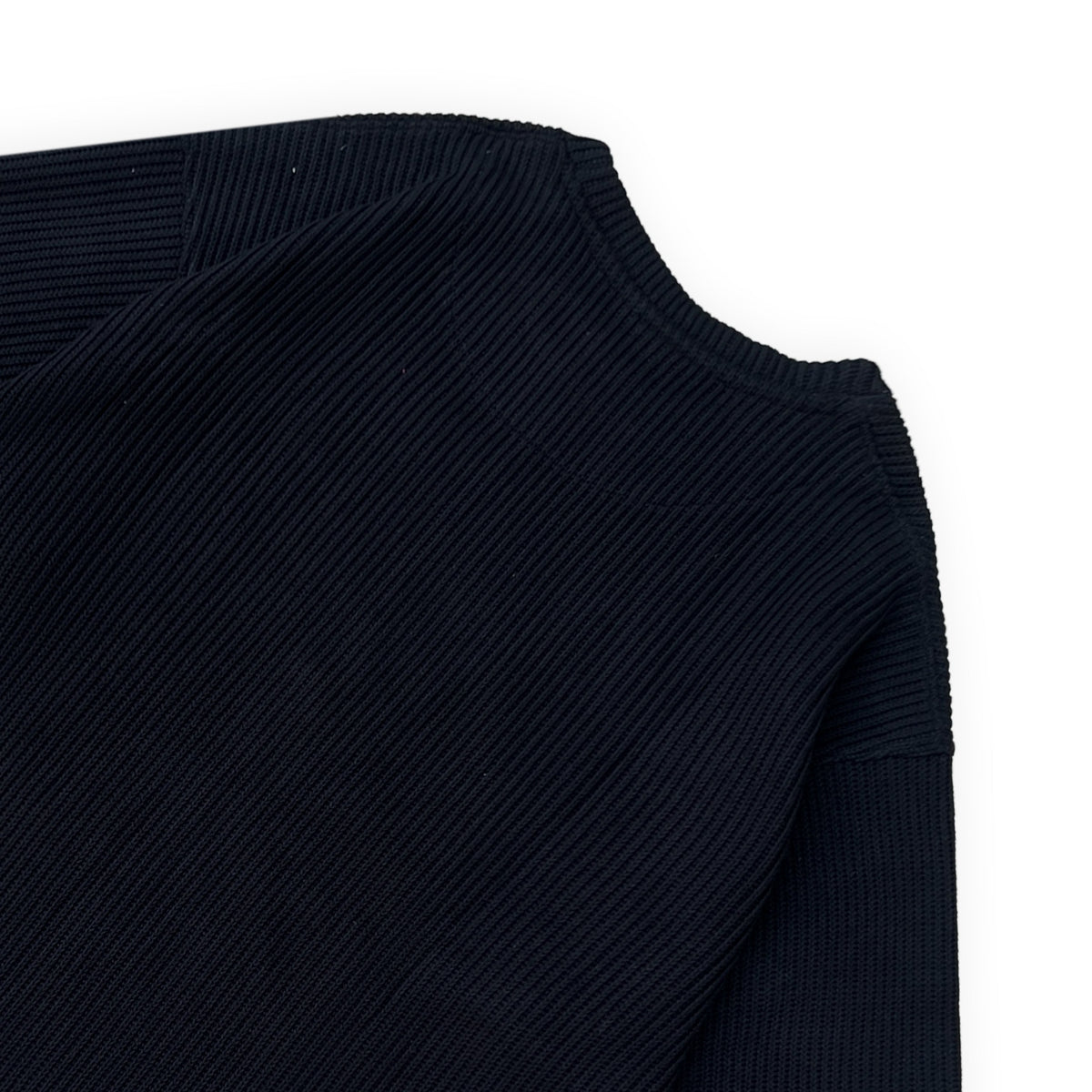 SWEATER KNIT FABRIC TSHIRT(BLACK)