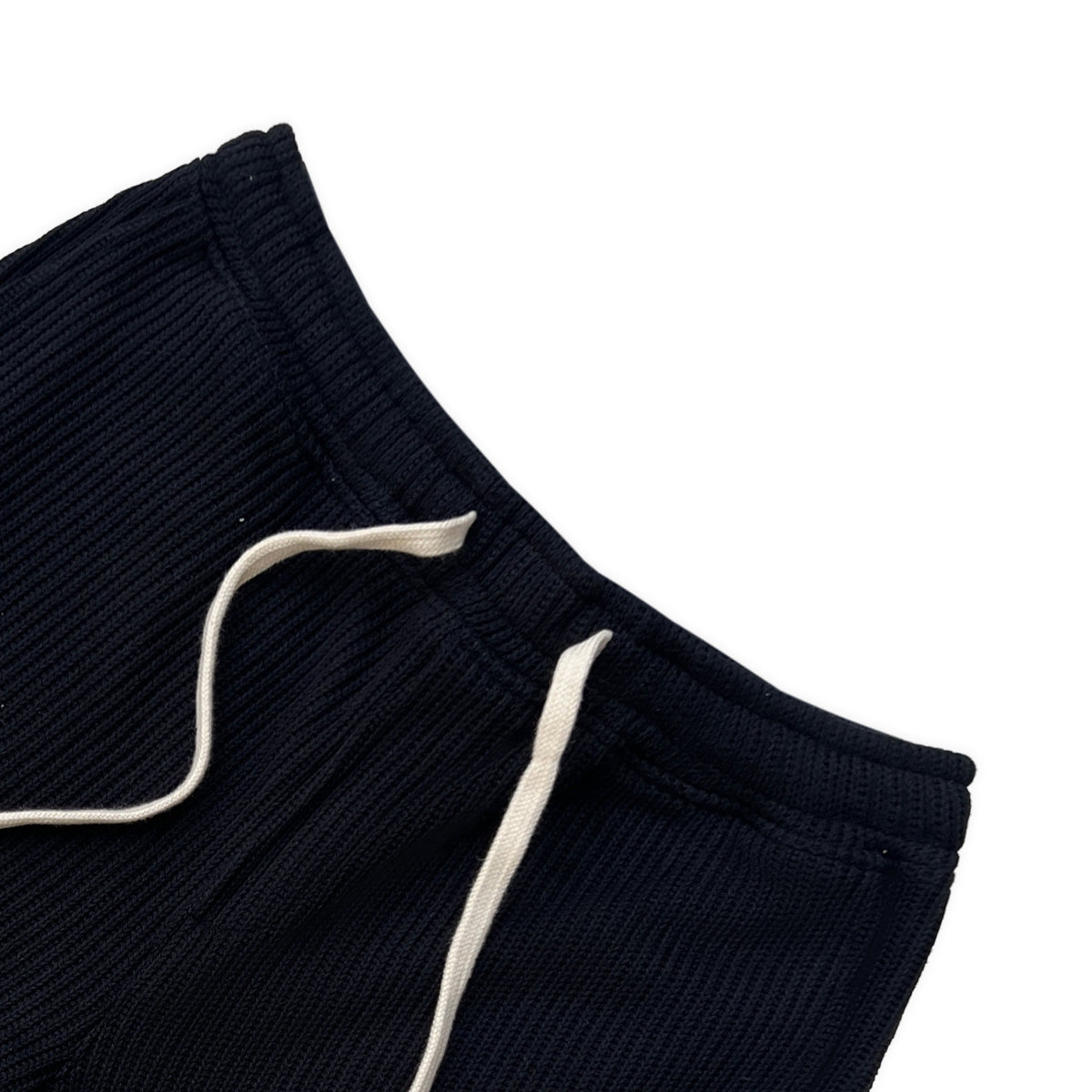 CO-ORD IN SWEATER KNIT FABRIC (BLACK)