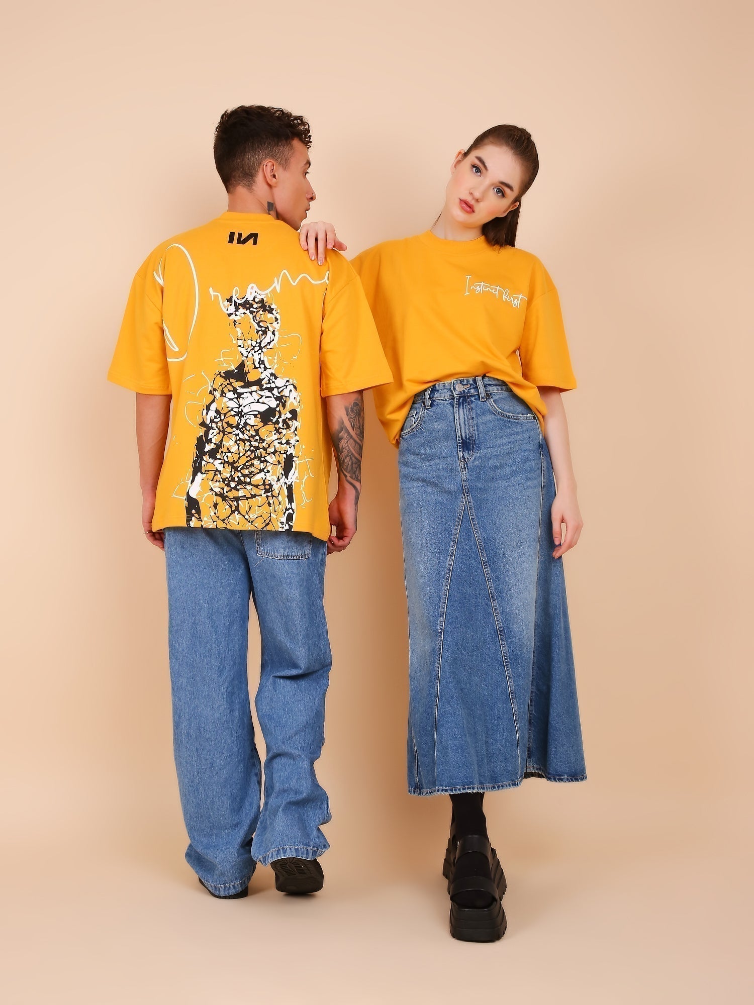 Dreams Mustard- Oversized T-shirt