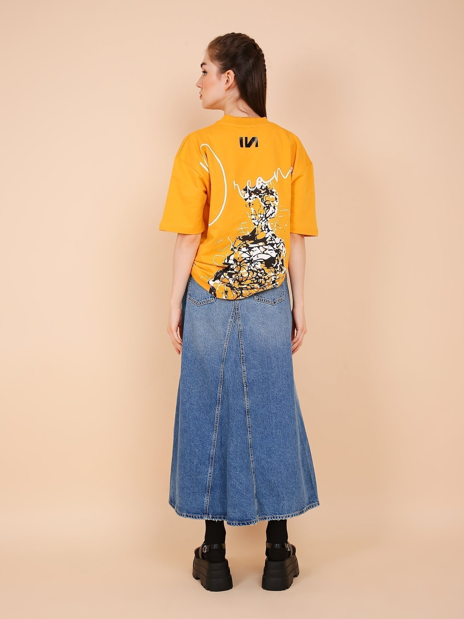 Dreams Mustard- Oversized T-shirt