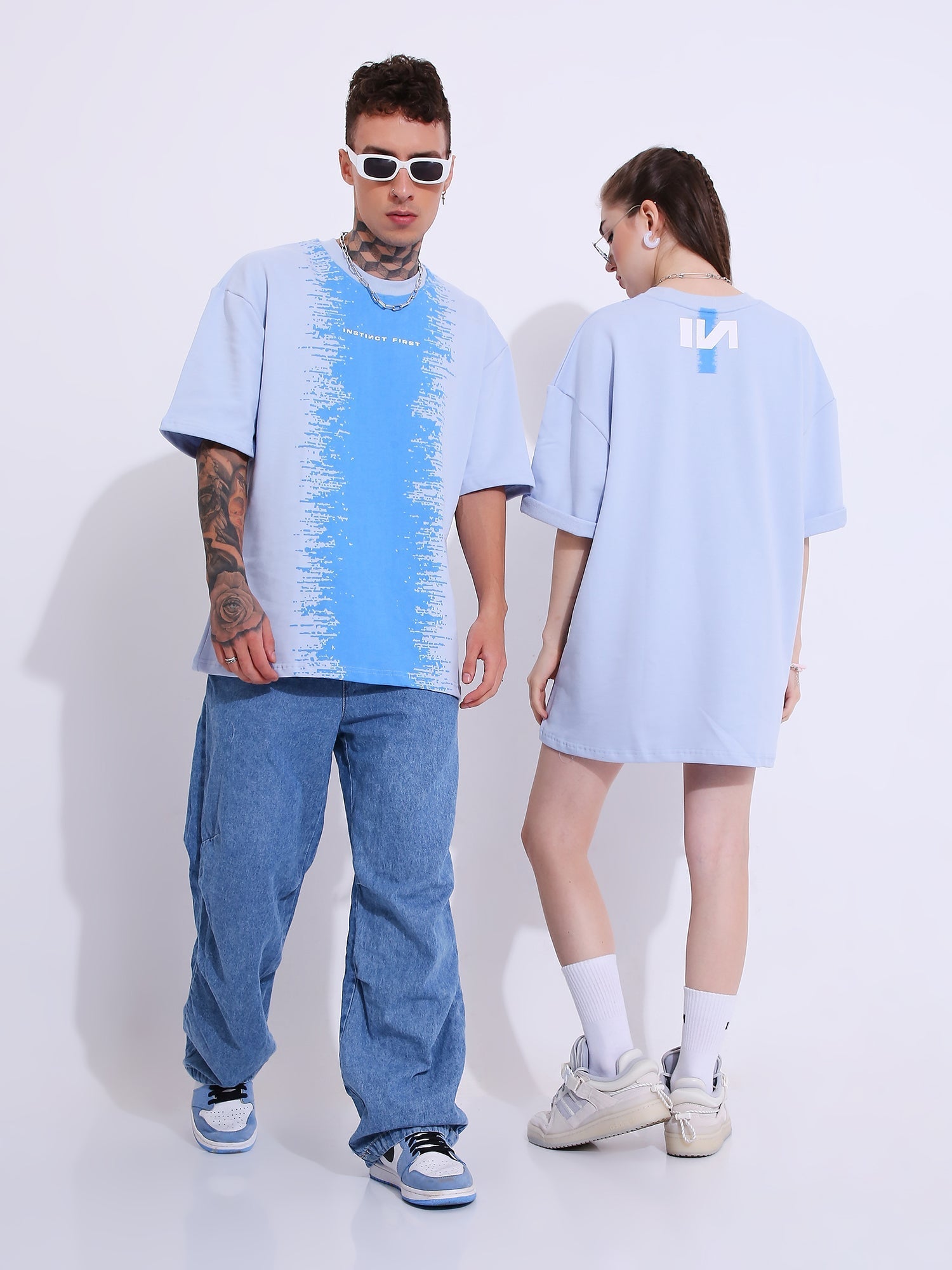 Blue Moon - Oversized T-shirt (White)