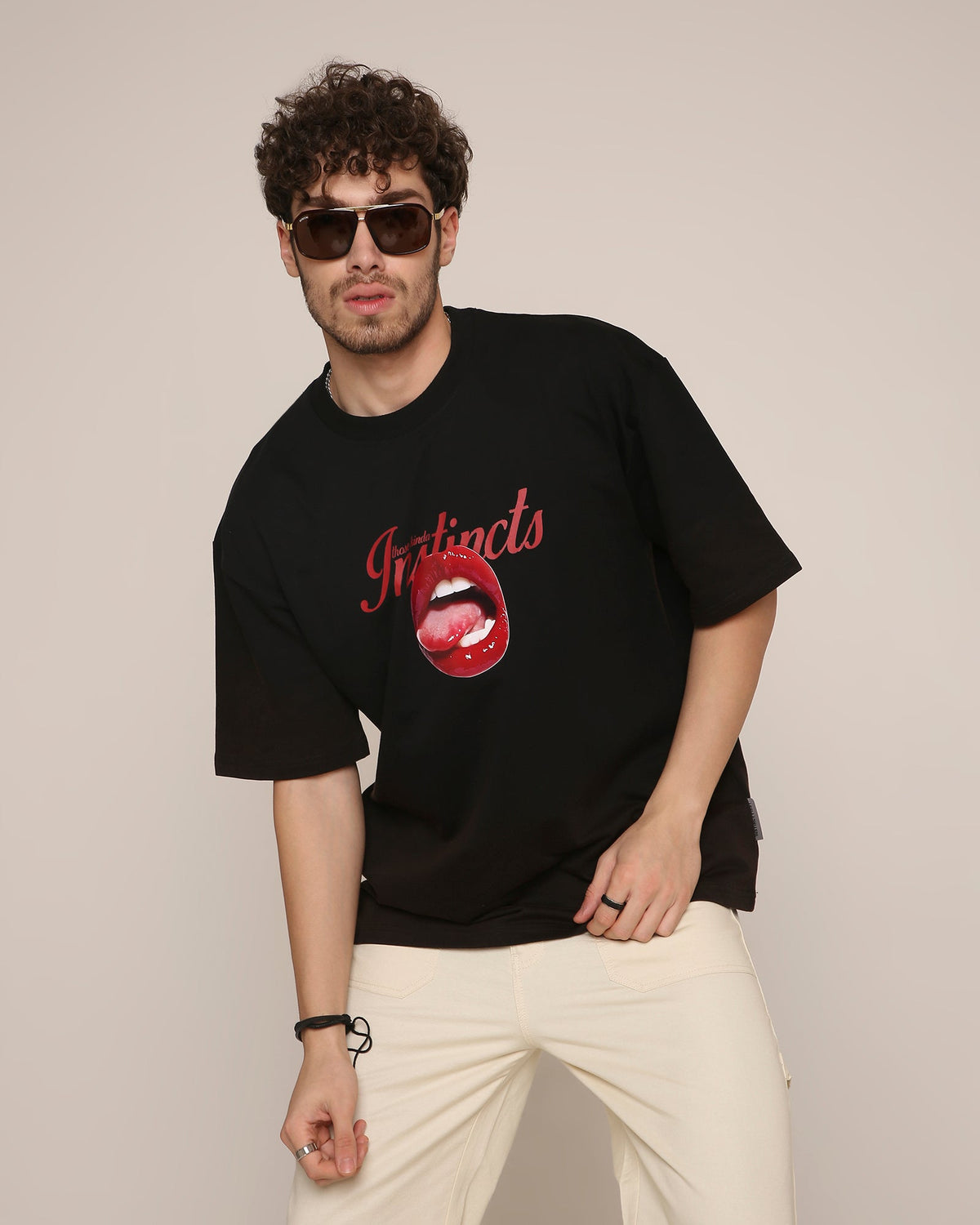 Temptation - Oversized T-Shirt (Black)