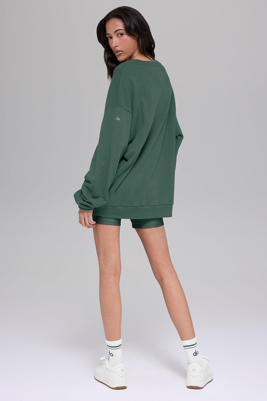 alo Chill Crew Neck Pullover - Clover Green