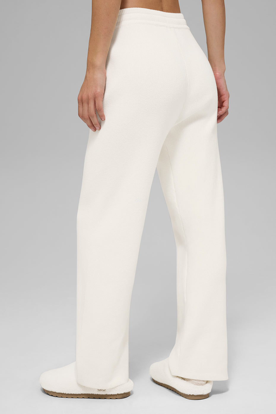 alo Scholar Straight Leg Sweatpant - Ivory