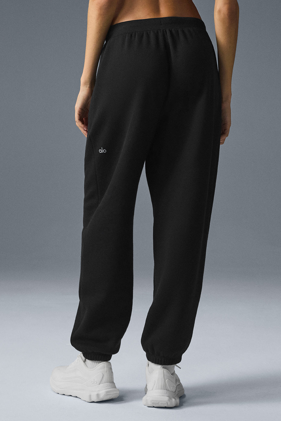 alo Triumph Restore Sweatpant - Black