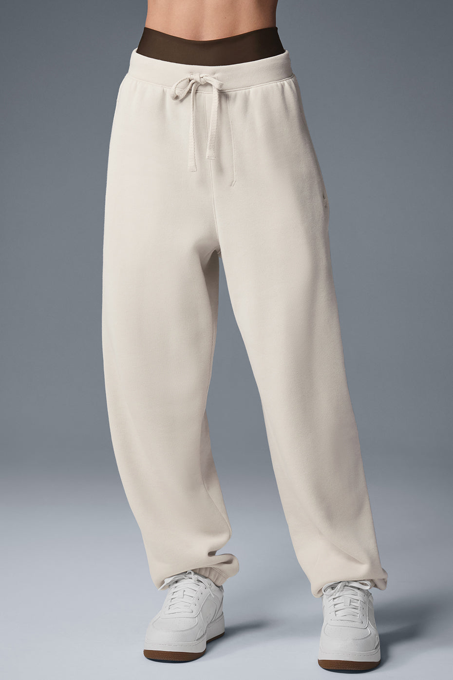 alo Triumph Restore Sweatpant - Bone