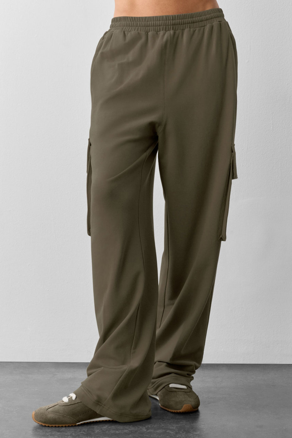 alo Double Take Cargo Pant - Olive Tree