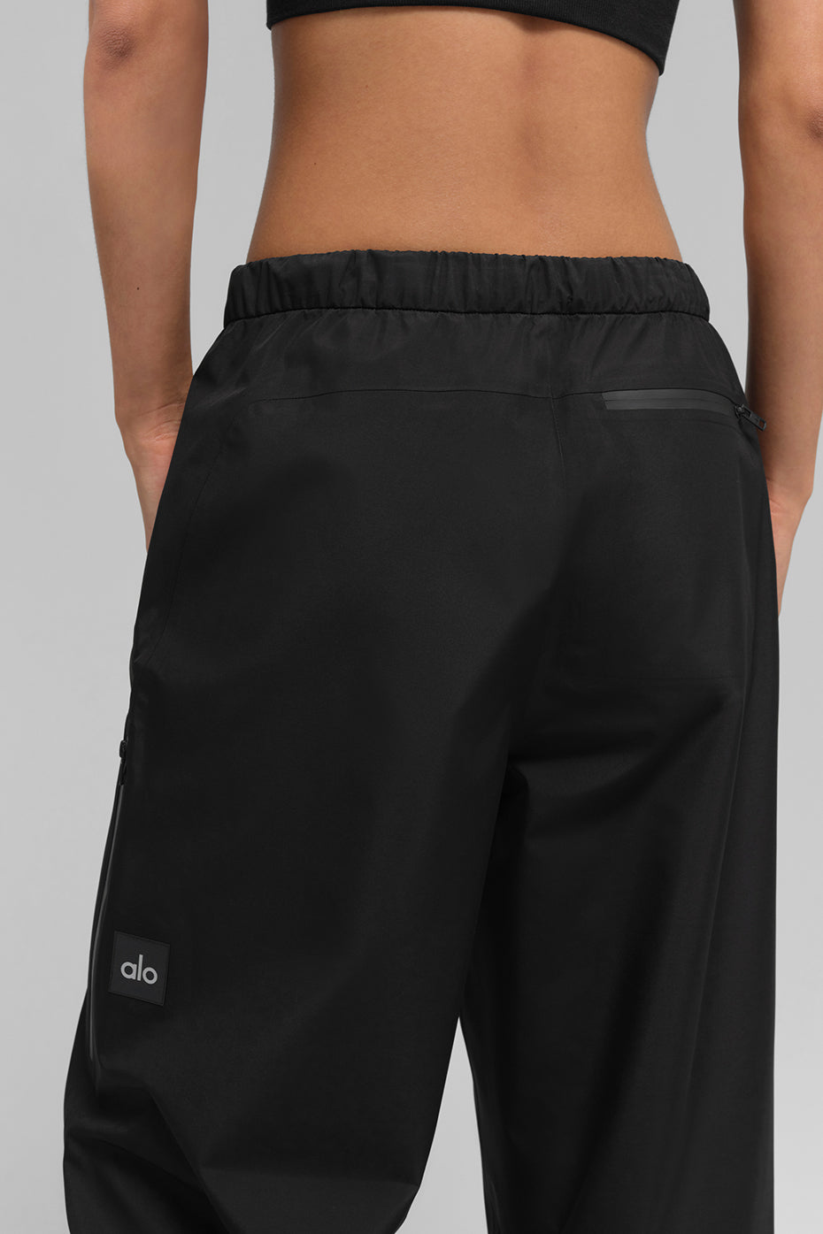 alo Alpha Shell Pant - Black