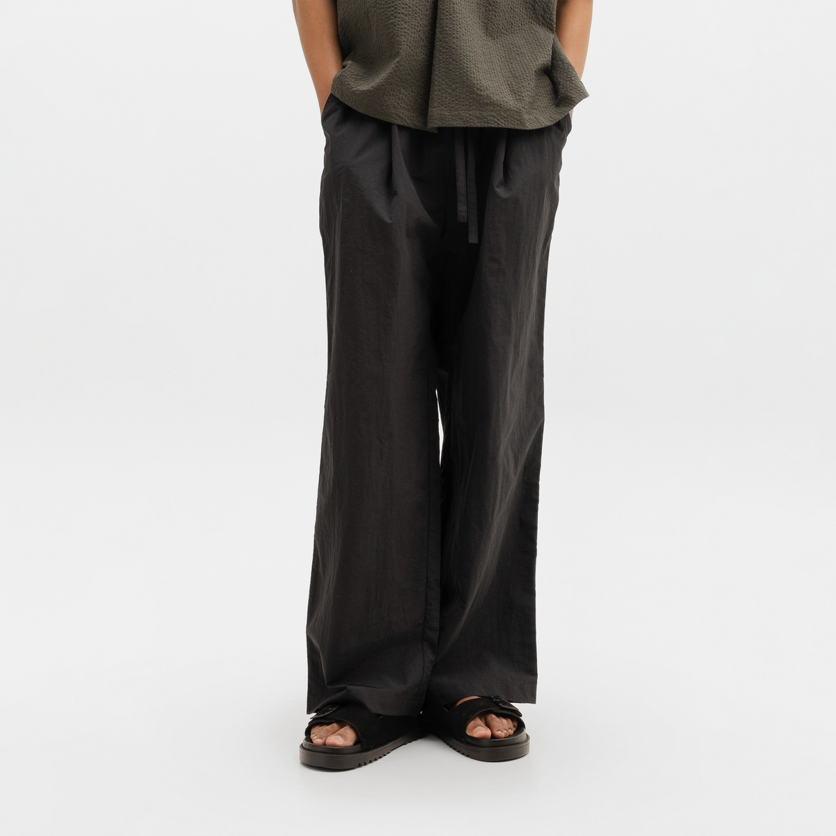 WIDE LEG NYLON PANTS - BLACK