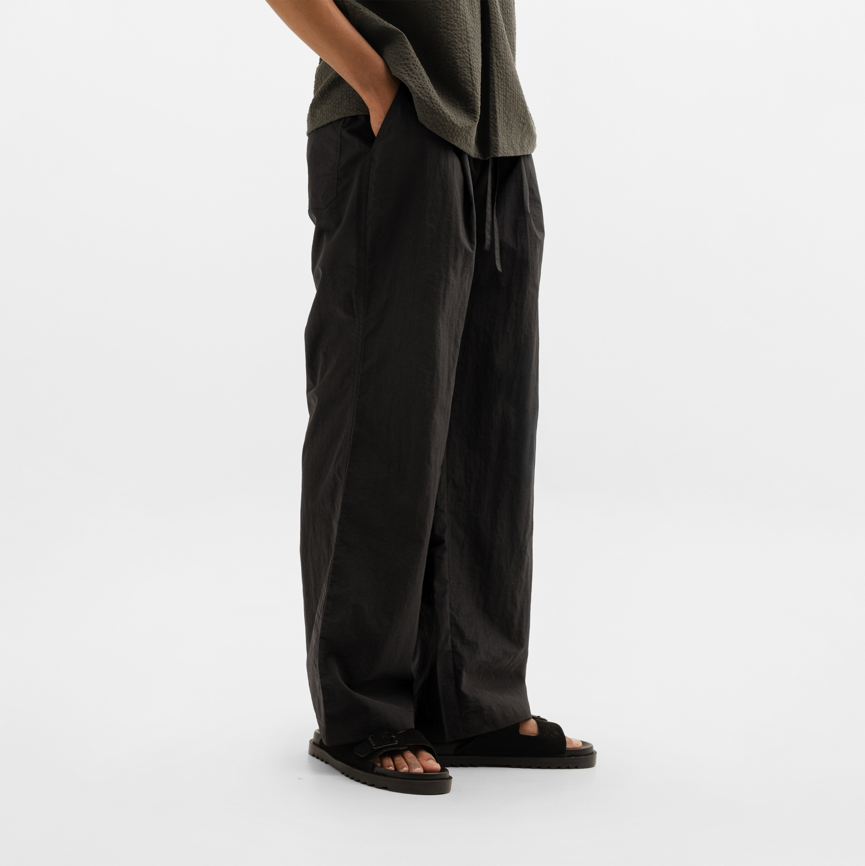 WIDE LEG NYLON PANTS