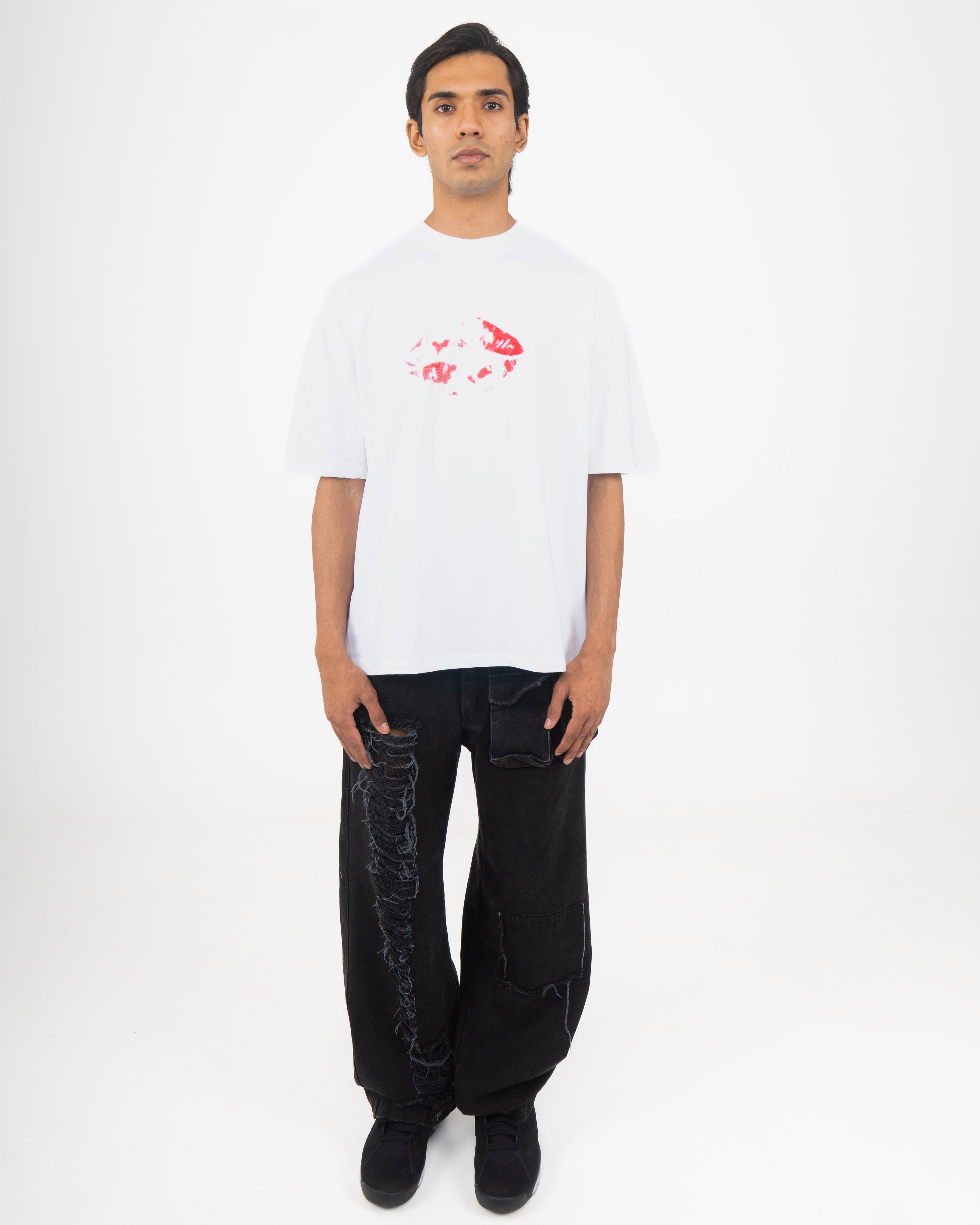 'Kiss Me' Tshirt