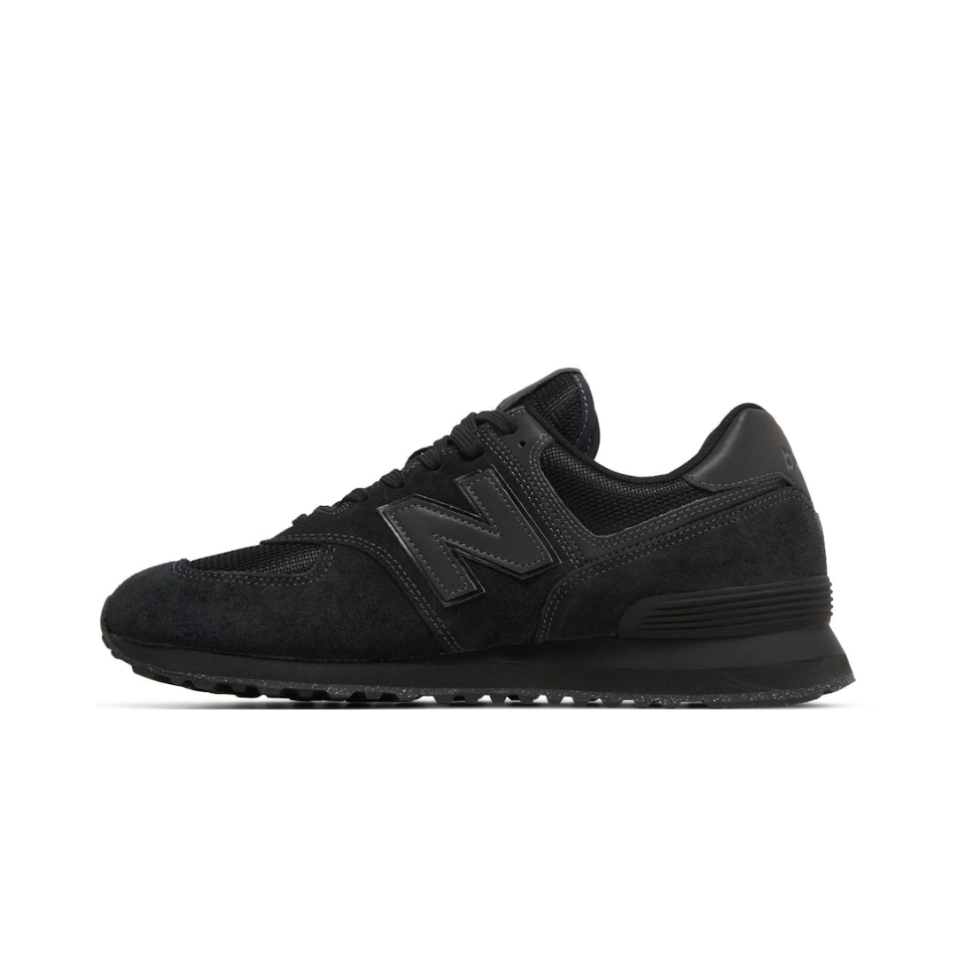 New Balance 574 Triple Black (2022)