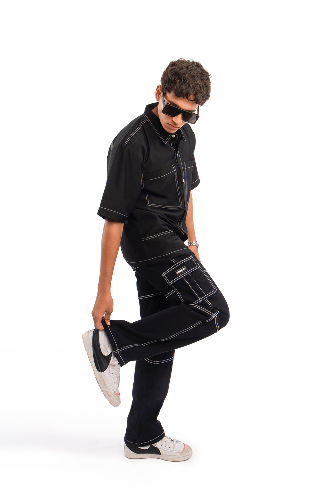 Void contrast stichline shirt - Jet black